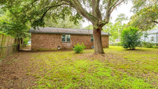 692 York Street, Mount Pleasant, SC 29464