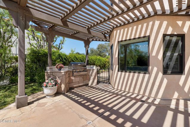 1752 Misty Creek Road, Westlake Village, CA 91362