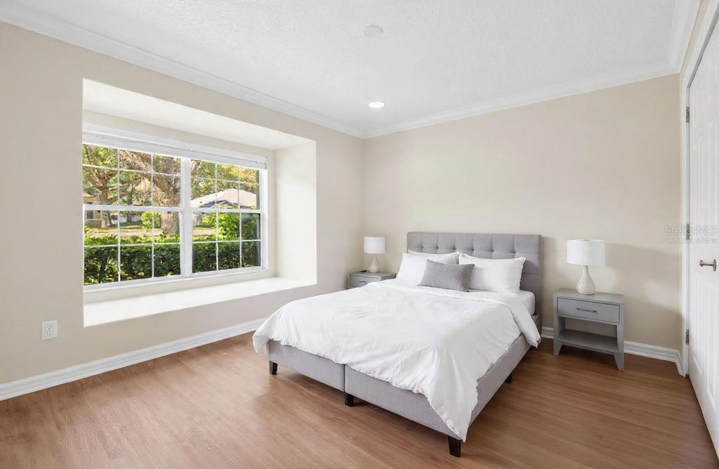 Image 11 of property listing at 2613 BREEZY MEADOW ROAD, Apopka, FL 32712