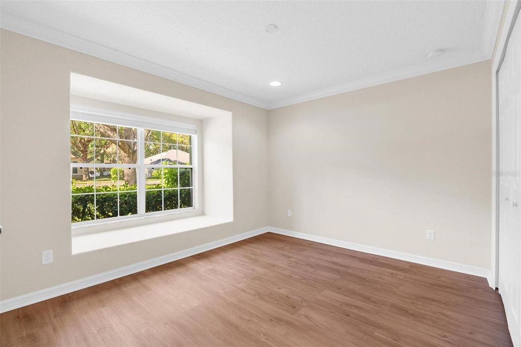 Image 12 of property listing at 2613 BREEZY MEADOW ROAD, Apopka, FL 32712