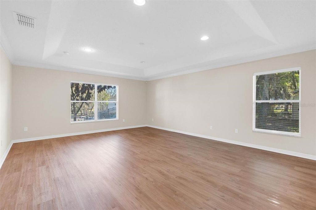 Image 17 of property listing at 2613 BREEZY MEADOW ROAD, Apopka, FL 32712