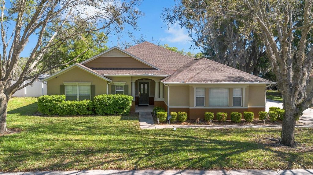 Image 45 of property listing at 2613 BREEZY MEADOW ROAD, Apopka, FL 32712