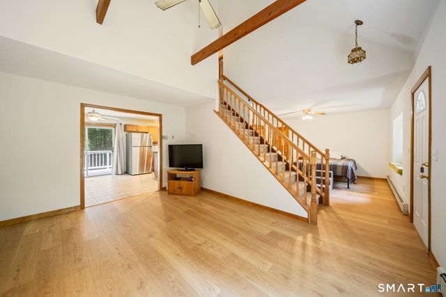 231 Crestwood Drive, Naugatuck, CT 06770