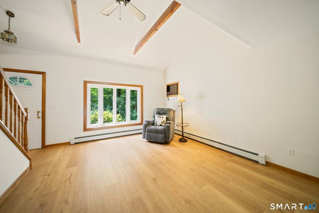 231 Crestwood Drive, Naugatuck, CT 06770