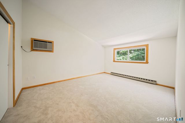 231 Crestwood Drive, Naugatuck, CT 06770