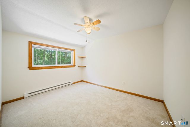231 Crestwood Drive, Naugatuck, CT 06770