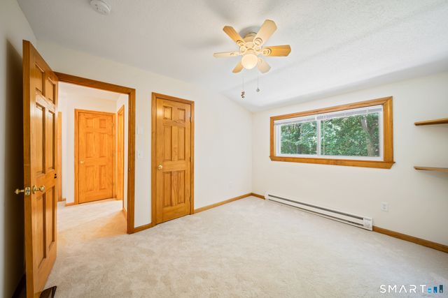 231 Crestwood Drive, Naugatuck, CT 06770