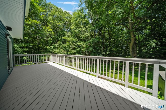 231 Crestwood Drive, Naugatuck, CT 06770