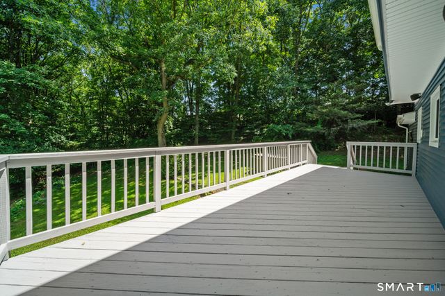 231 Crestwood Drive, Naugatuck, CT 06770