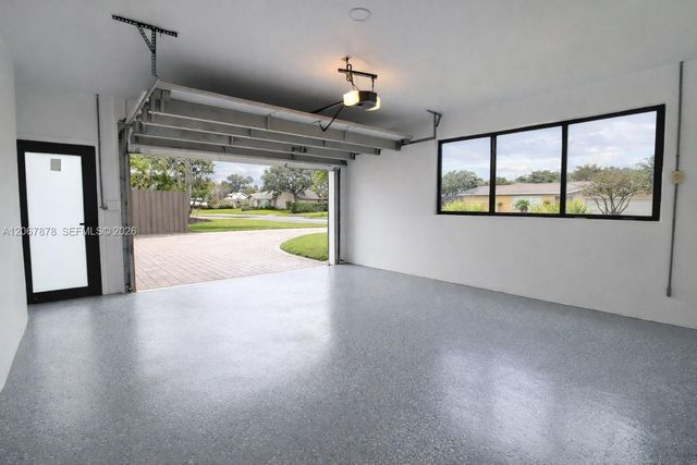 6020 NE 18th Terrace, Fort Lauderdale, FL 33308