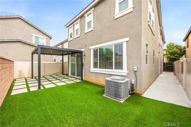 4247 Bravado Ct, Riverside, CA 92505