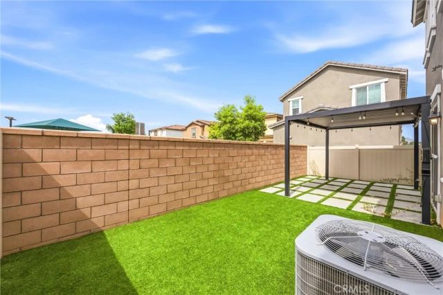 4247 Bravado Ct, Riverside, CA 92505