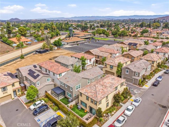 4247 Bravado Ct, Riverside, CA 92505