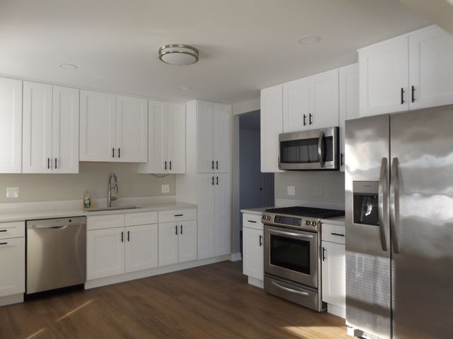 2203 SOUTH Street, Rolling Meadows, IL 60008