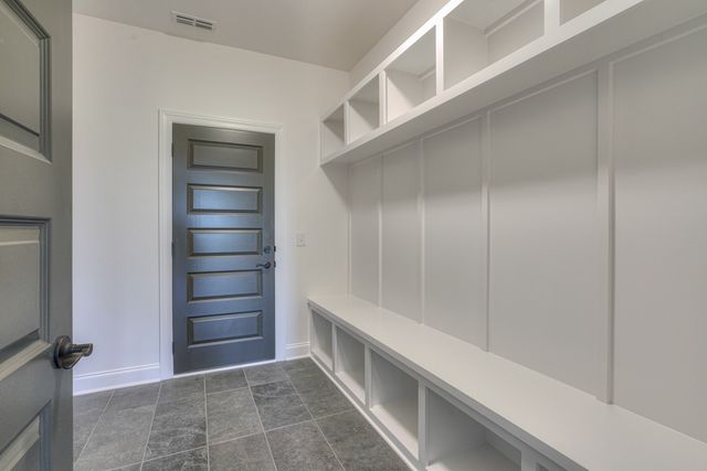 5525 Sinclair St, Murfreesboro, TN 37127