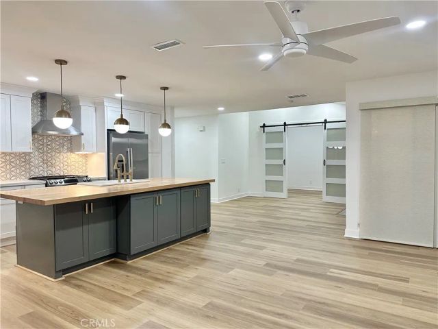 27865 Espinoza, Mission Viejo, CA 92692