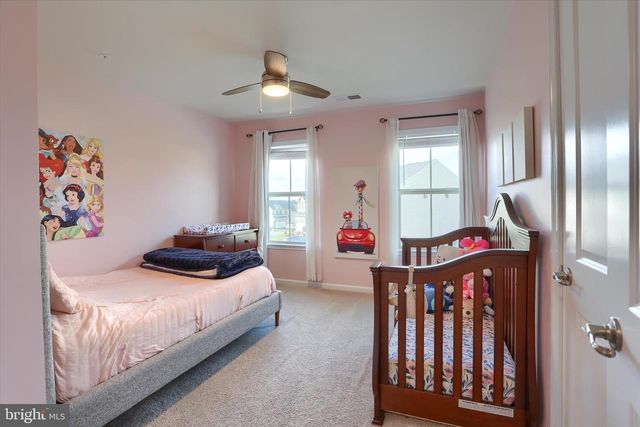 4273 SECRETARIAT ST, Harrisburg, PA 17112