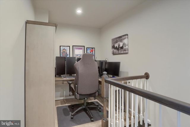 4273 SECRETARIAT ST, Harrisburg, PA 17112