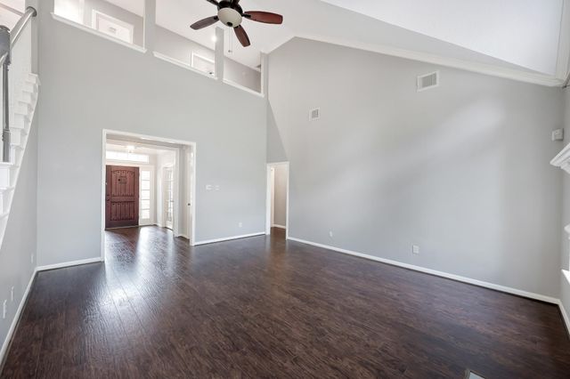 14 S Bristol Oak Circle, The Woodlands, TX 77382