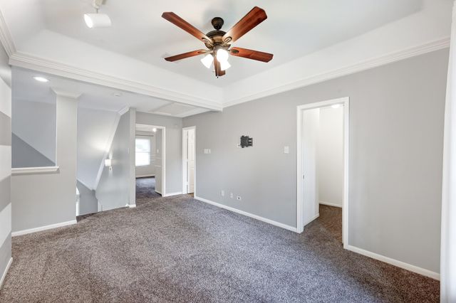 14 S Bristol Oak Circle, The Woodlands, TX 77382