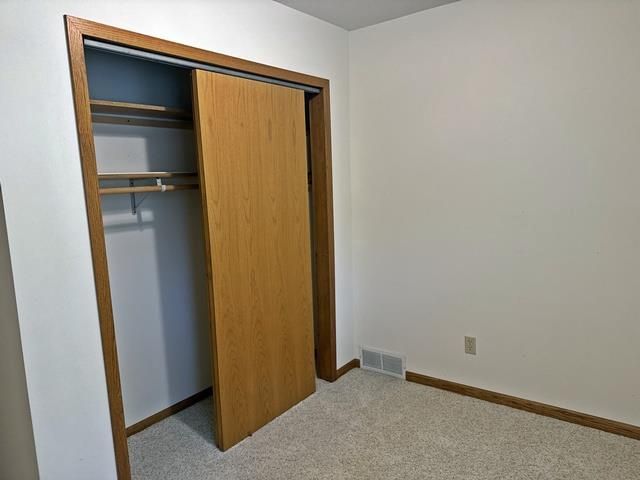 519 W BJORNSTAD STREET, Owen, WI 54460