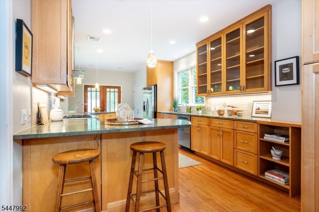 493 Richmond Ave, Maplewood Twp., NJ 07040