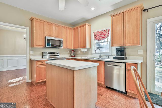 185 Pine Crescent, Newnan, GA 30265