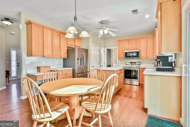 185 Pine Crescent, Newnan, GA 30265