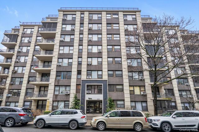 98-40 64 Avenue 7J, Rego Park, NY 11374