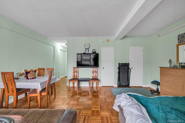 98-40 64 Avenue 7J, Rego Park, NY 11374