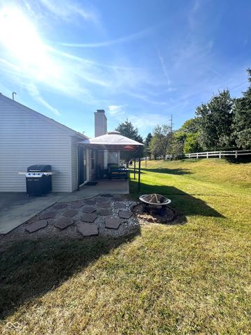 219 Creekview Circle, Mooresville, IN 46158