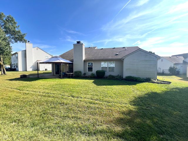 219 Creekview Circle, Mooresville, IN 46158