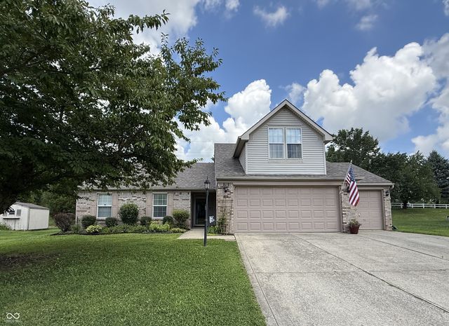 219 Creekview Circle, Mooresville, IN 46158