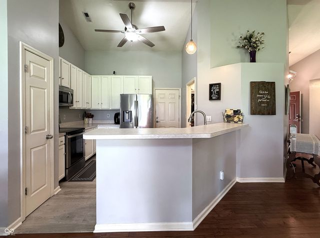 219 Creekview Circle, Mooresville, IN 46158