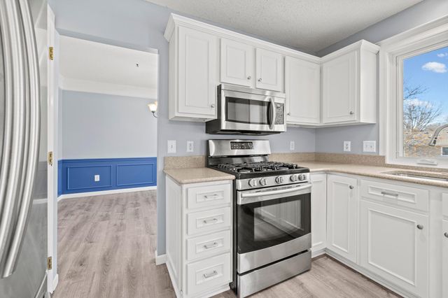 16346 Greenbriar Court, Lakeville, MN 55044