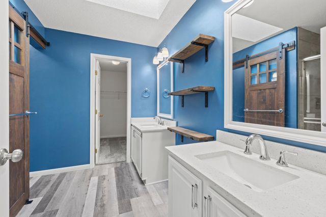 16346 Greenbriar Court, Lakeville, MN 55044