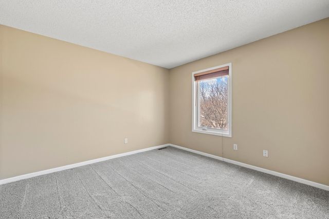 16346 Greenbriar Court, Lakeville, MN 55044