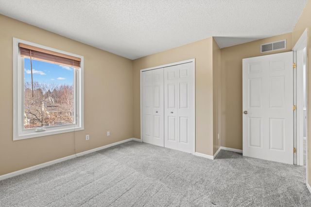 16346 Greenbriar Court, Lakeville, MN 55044