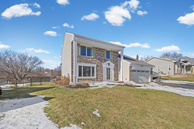 16346 Greenbriar Court, Lakeville, MN 55044