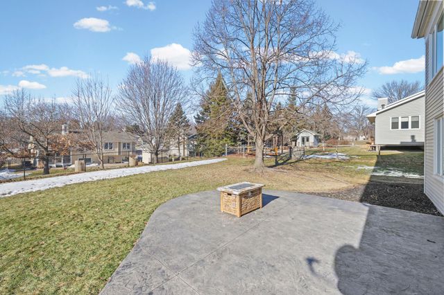 16346 Greenbriar Court, Lakeville, MN 55044