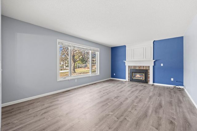 16346 Greenbriar Court, Lakeville, MN 55044