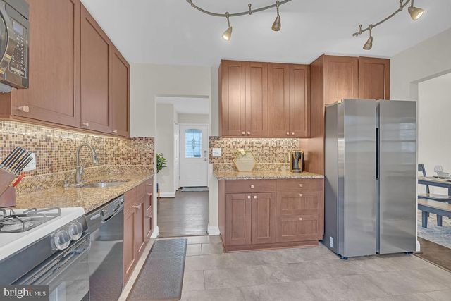 4333 ANDES DR, Fairfax, VA 22030