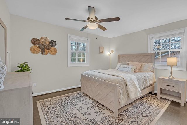 4333 ANDES DR, Fairfax, VA 22030