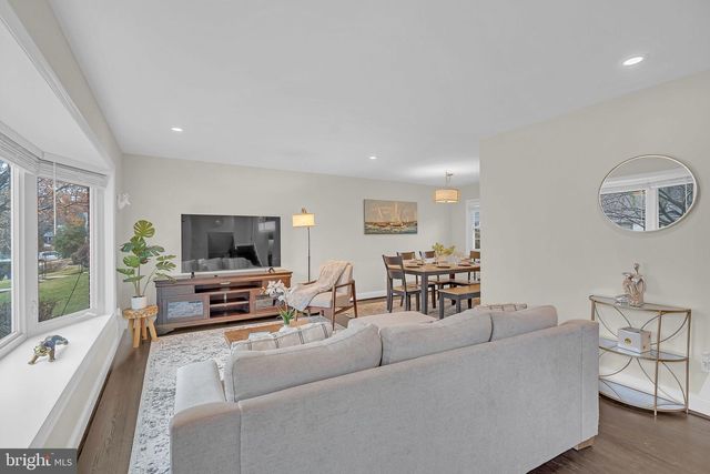 4333 ANDES DR, Fairfax, VA 22030