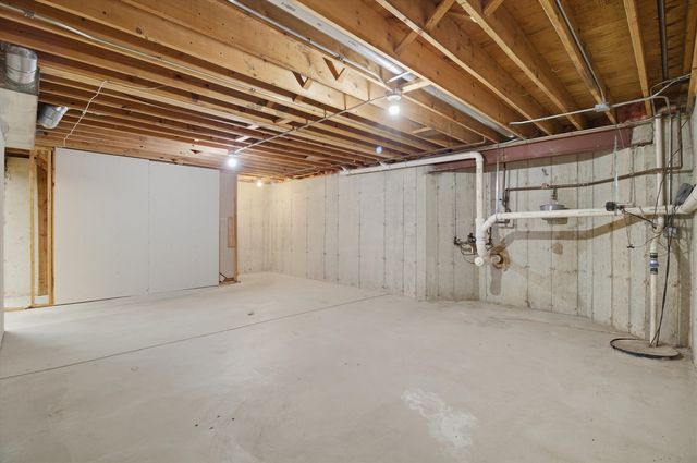 452 Pheasant Chase Drive, Bolingbrook, IL 60490