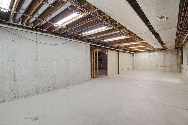 452 Pheasant Chase Drive, Bolingbrook, IL 60490