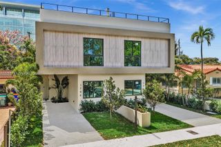 1746 SW 21st Ter left, Miami, FL 33145