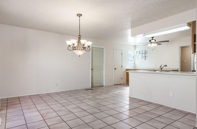 10225 Keeping Drive NW, Albuquerque, NM 87114