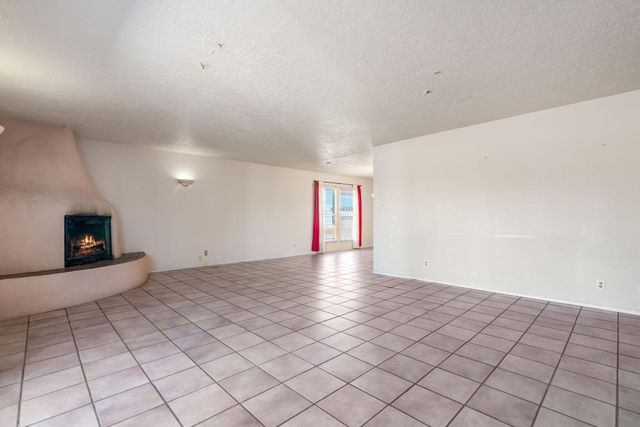 10225 Keeping Drive NW, Albuquerque, NM 87114