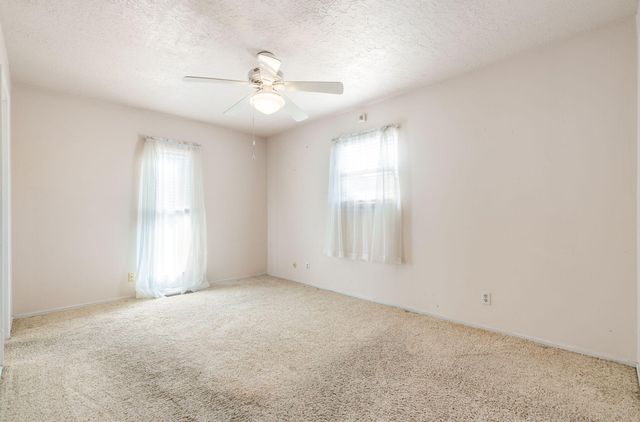 10225 Keeping Drive NW, Albuquerque, NM 87114
